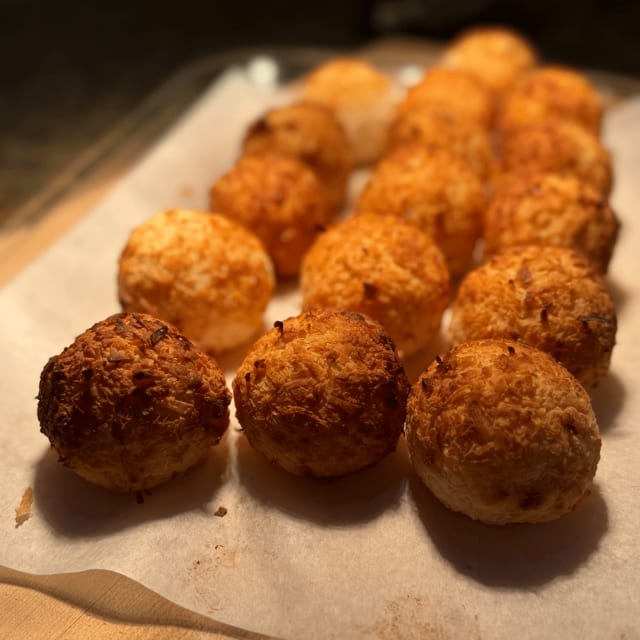 Coconut Macaroon.