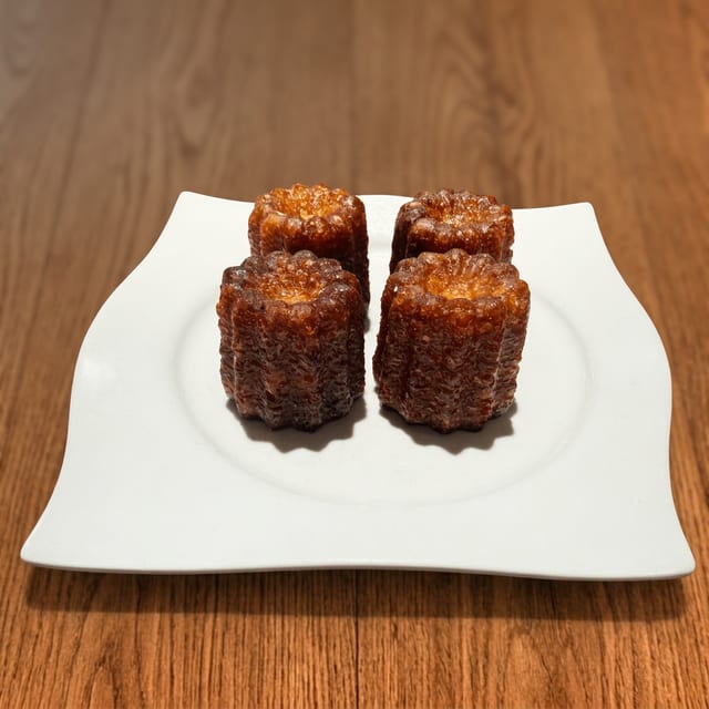 Canneles De Bordeaux.