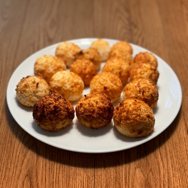 Coconut Macaroon.